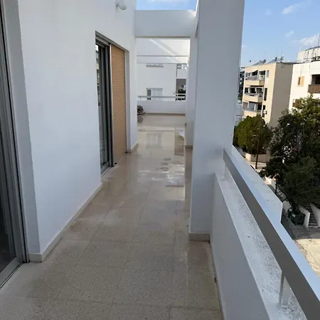 Ellados *