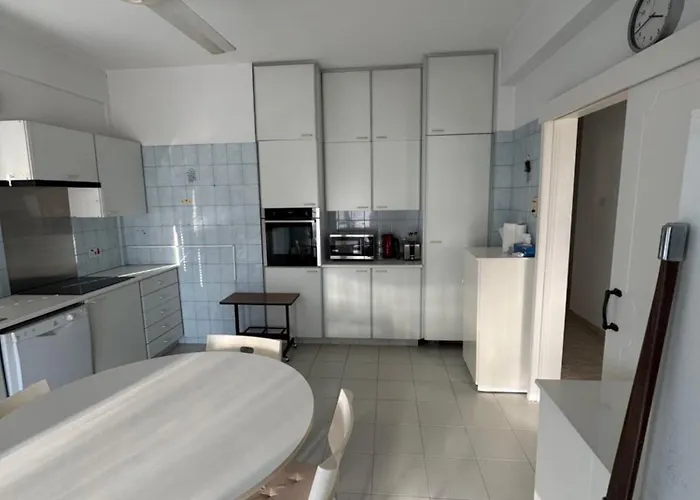 Διαμέρισμα Ellados